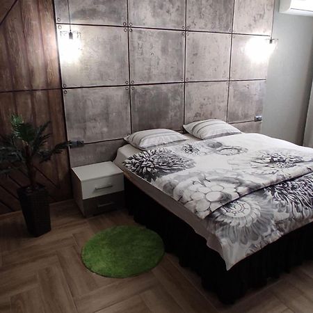 דירות טירספול Loft Centr מראה חיצוני תמונה